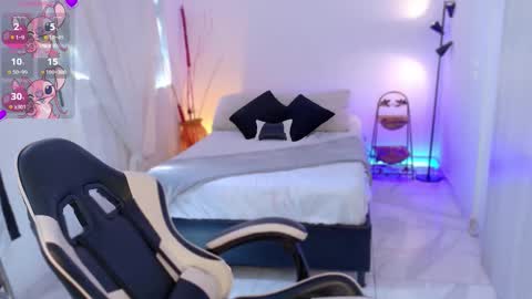 ANABEL WOLF  online show from November 11, 4:53 pm