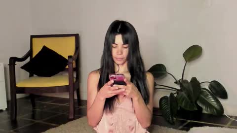 Ana Henao or Annie... Follow me ahenaocb Insta  X online show from March 1, 2:38 am