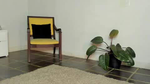 Ana Henao or Annie... Follow me ahenaocb Insta  X online show from February 18, 12:54 am