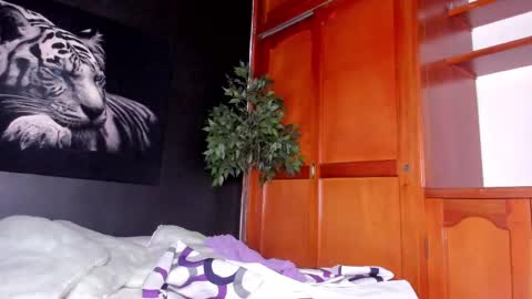 Snapshot of anahi__18 chatting on October 7, 2:51 am Anahi online show from October 7, 2:51 am