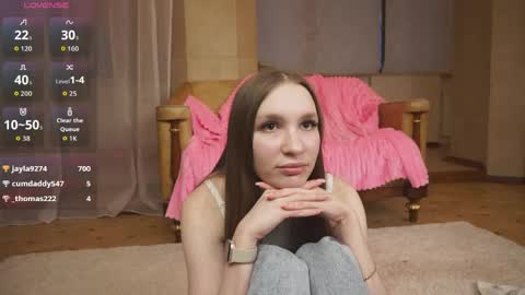 anahi_roberts online show from May 11, 4:15 pm