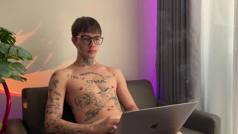 simon online show from June 5, 3:13 am