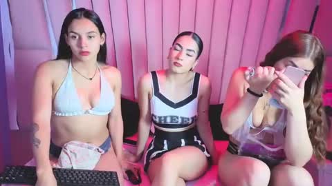 AbbyAndAntonela online show from November 24, 1:54 pm