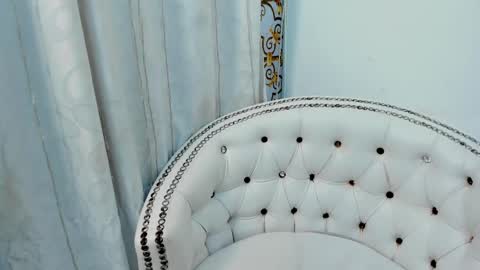 analia18  online show from March 9, 4:44 pm