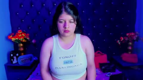 Snapshot of analybigboobs chatting on October 29, 4:03 am catherin owen online show from October 29, 4:03 am