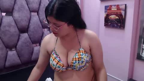 Snapshot of analybigboobs chatting on January 9, 3:04 am catherin owen online show from January 9, 3:04 am