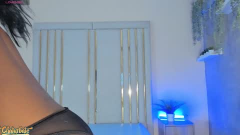 anamonroee online show from November 22, 8:07 pm