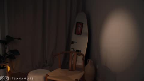 Ana online show from October 28, 9:38 pm