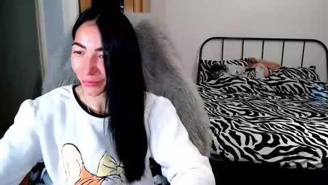 sweetSin online show from November 4, 4:41 pm