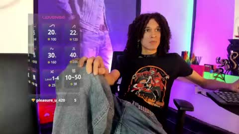 anddy_hugecock online show from June 21, 4:46 pm