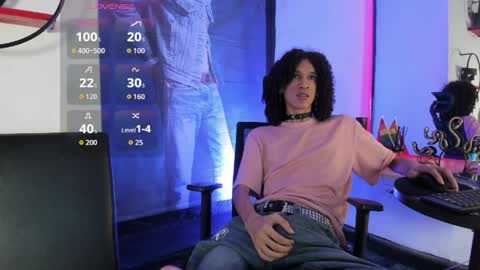anddy_hugecock online show from June 8, 2:29 pm