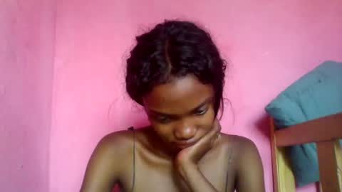 andohh237973 online show from February 13, 9:23 am