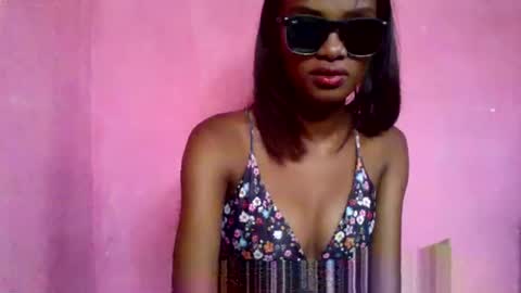 andohh237973 online show from March 16, 8:40 am