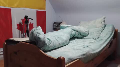 Andre online show from December 8, 4:11 am