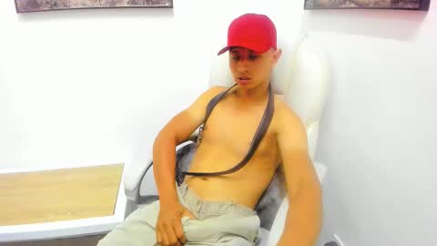 Andre Blow online show from September 15, 3:24 pm