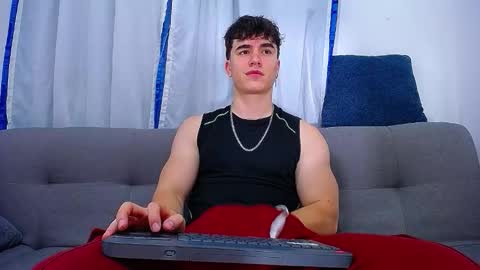 Snapshot of andre_parker chatting on October 1, 2:21 am Andre Parker online show from October 1, 2:21 am