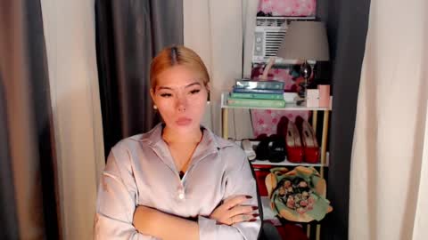 andrea06121998 online show from July 3, 5:51 pm