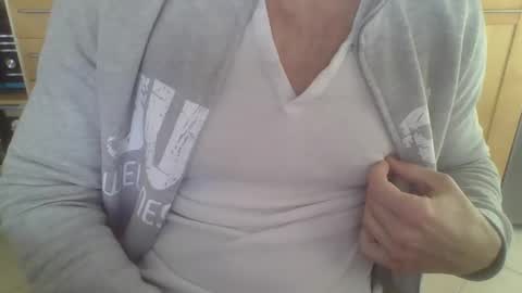 andrea_feetlover online show from November 5, 6:59 am