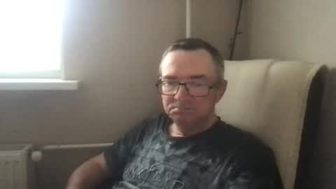 andreass60 online show from May 12, 6:11 am