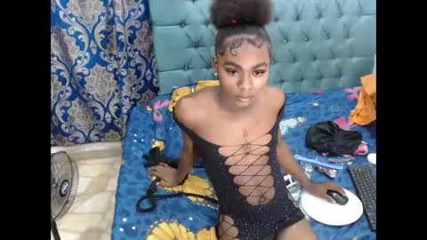 andreats11 online show from March 15, 5:34 am