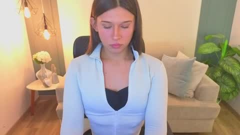 Andre Castaneda online show from May 1, 9:42 pm
