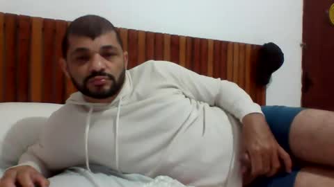 andreloko123 online show from October 8, 1:57 am