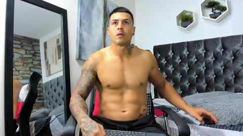 insta andres clark  online show from May 27, 3:03 am