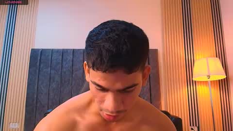 andres_stud online show from July 10, 7:46 am