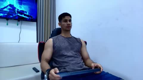 andres_stud online show from March 2, 3:55 am