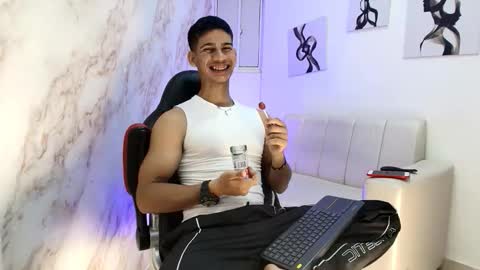 ANDRES  online show from November 13, 5:21 am