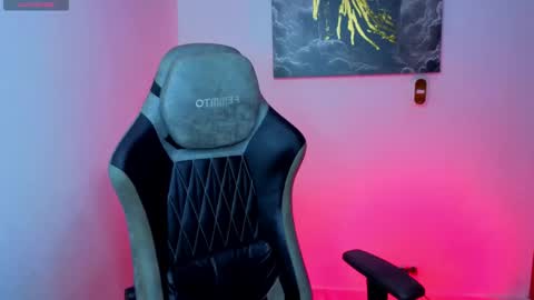 Andres online show from May 31, 10:22 pm