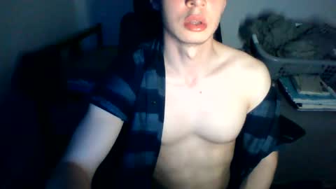 andresse_lat online show from August 4, 12:06 am