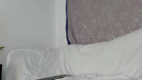 Andres online show from June 15, 6:44 pm