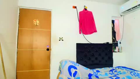 andreswhite_shotoflust online show from June 16, 6:56 pm