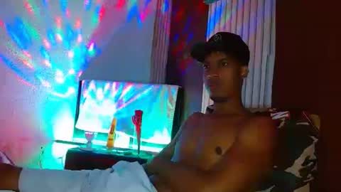 andreswj bigcock20 online show from October 3, 9:06 am