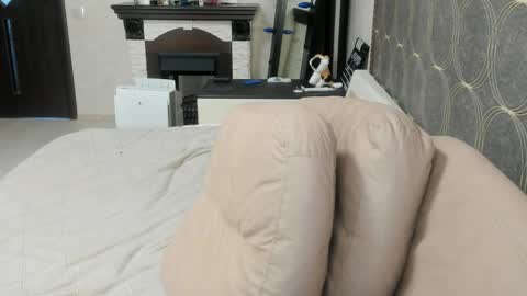 Andrew online show from April 24, 4:20 pm