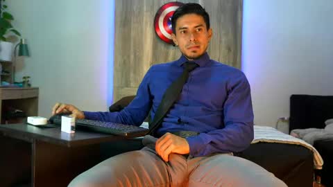 Andrew online show from April 30, 1:32 am
