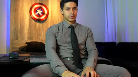 Andrew online show from December 3, 6:32 am