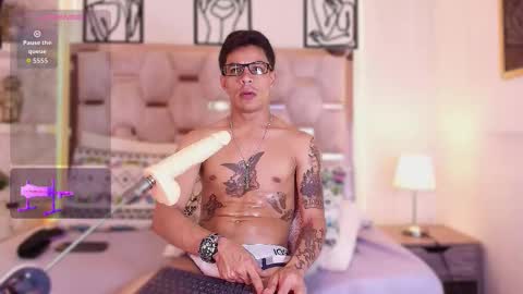 andrew_haalls online show from January 31, 9:23 pm