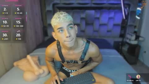 Andrew M. online show from January 10, 12:05 am