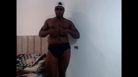 andrewburke06 online show from October 12, 1:37 pm