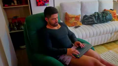 Andrew online show from July 27, 11:46 pm