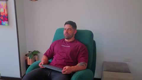 Andrew online show from April 29, 10:25 pm