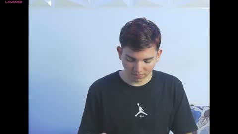 AndreWortix online show from December 2, 4:11 am