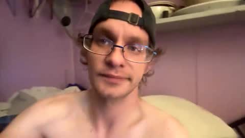 rayray32 online show from May 7, 2:35 pm
