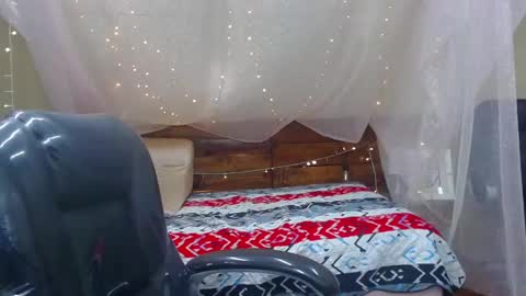 ANDREW online show from February 6, 12:15 pm