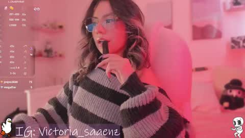 Victoria Senz  online show from February 19, 9:47 pm