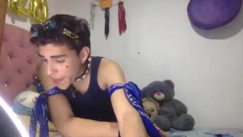 andryt31135 online show from May 20, 4:09 am