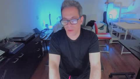 Andrew online show from October 5, 4:10 am