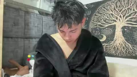 Andy online show from June 15, 5:27 pm
